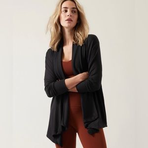 Athleta Pranayama Restore Wrap Black (Small)